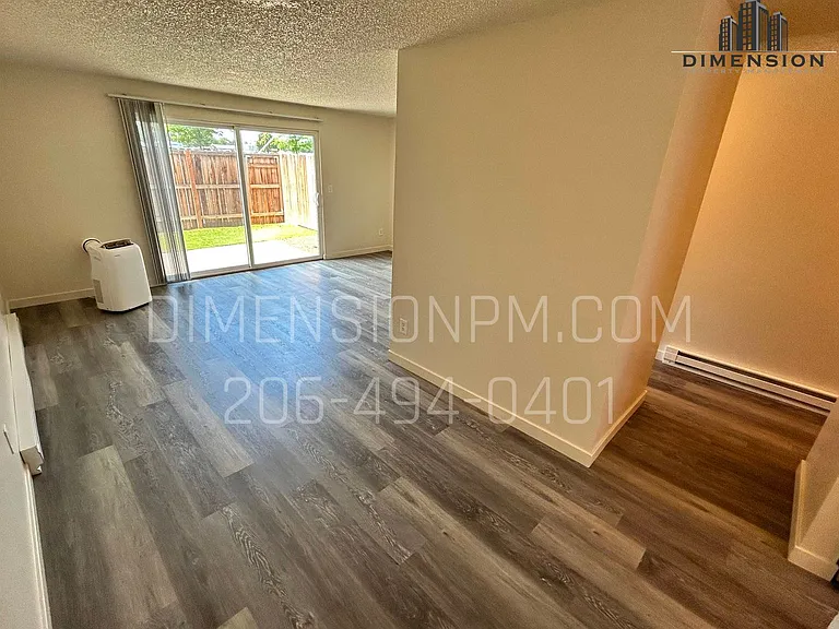 532 SW Rimrock Way — Photo 7