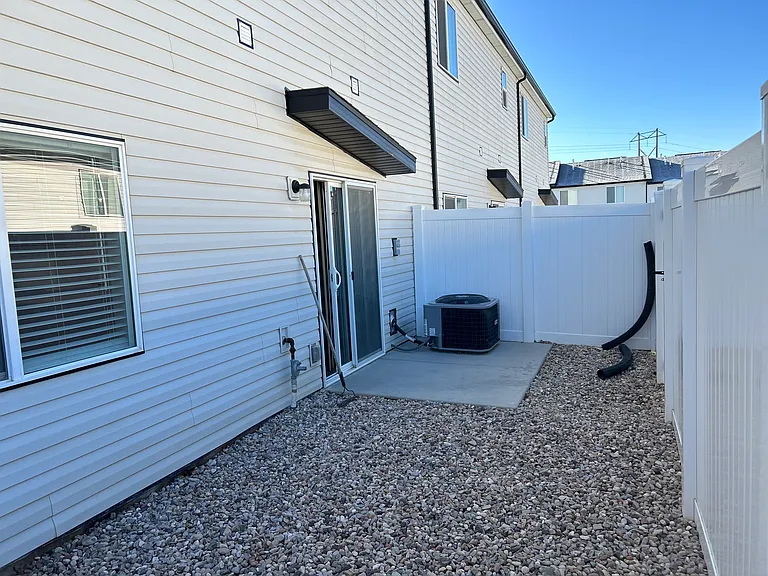 2085 N 275 W #23 — Photo 24