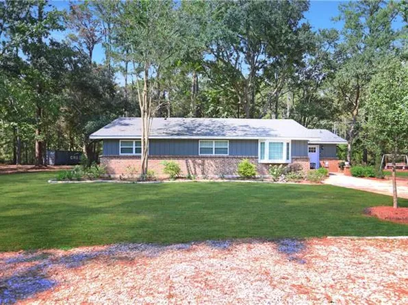 29331 Dinkins Dr, Lacombe, LA 70445