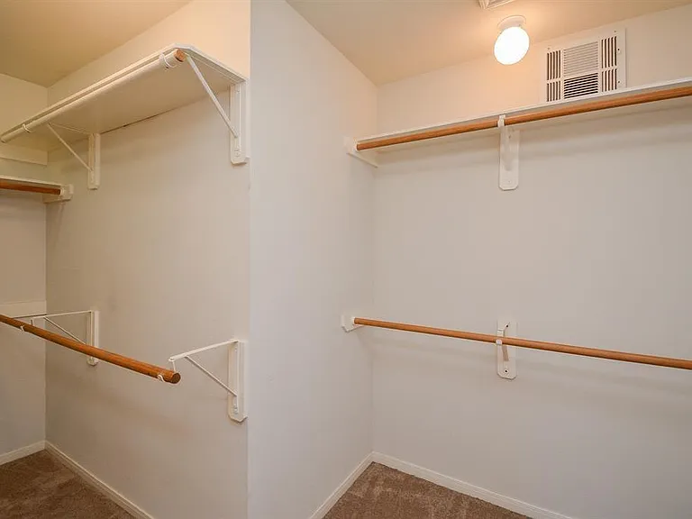 5819 Mitre Peak Ln — Photo 15