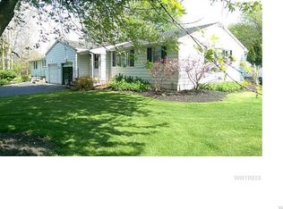 4099 Ransom Rd, Clarence, NY 14031