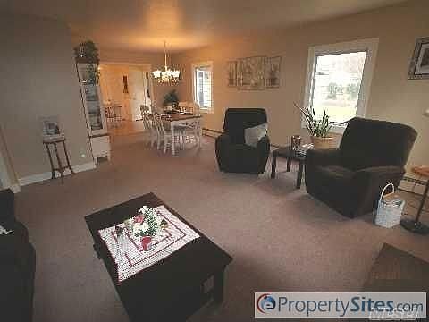 5th image of 3 Sedgewick Ln