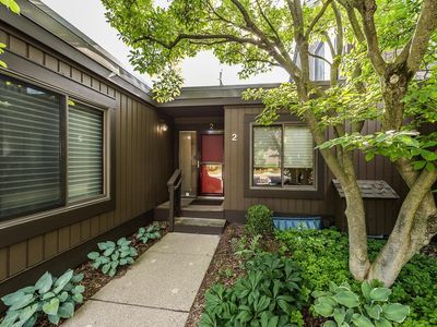 2 Haverhill Ct, Ann Arbor, MI, 48105