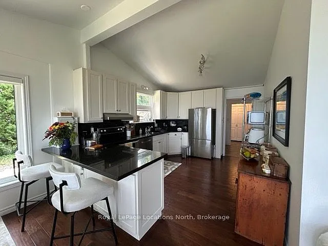 3 bed, $17,000 — Photo 4