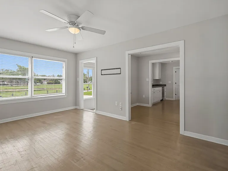1307 Saint Andrews Dr — Photo 13