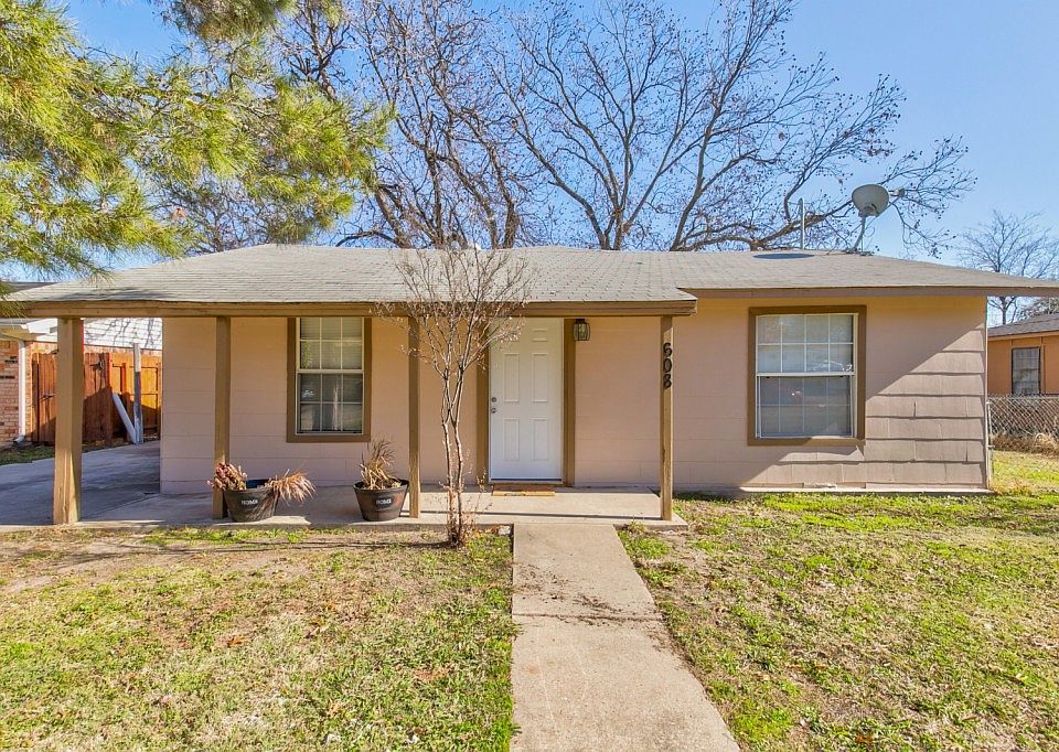 1st image of 608 Bridle Ave