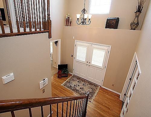 Gorgeous Entry
