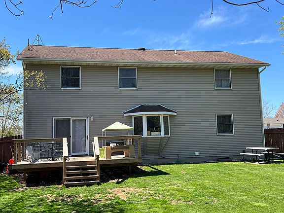 4th image of 607 E Church St