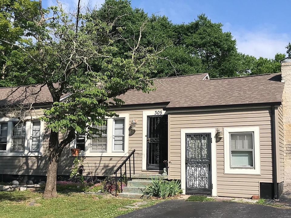 1st image of 305 Canterbury Dr