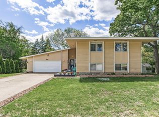 1801 Winnetka Ave N, Golden Valley, MN 55427