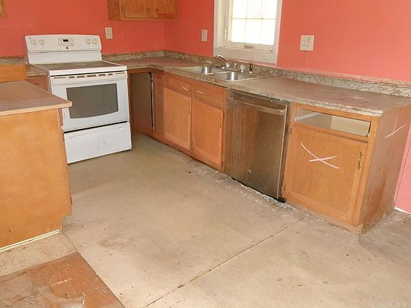 5th image of 1414 Jackson Springs Rd