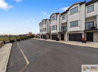 2 Harbor Front Plz, Elizabeth, NJ 07206