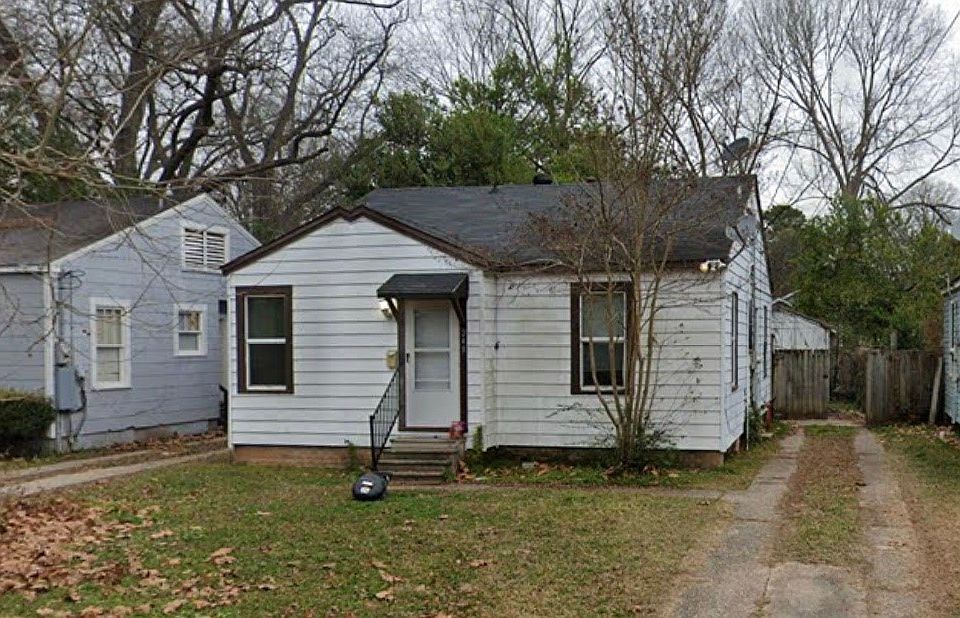 1st image of 248 E Elmwood St