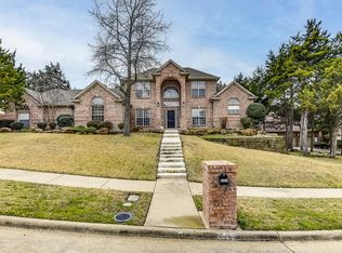 1808 Wood Dale Cir, Cedar Hill, TX 75104