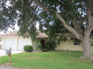 357 Sunnyside Dr, Venice, FL 34293