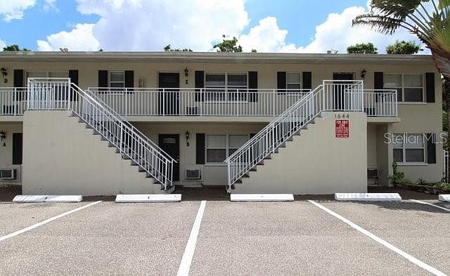 1st image of 1644 Redwood St APT E