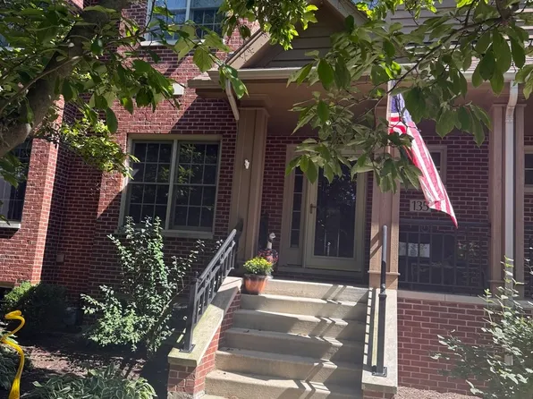 (undisclosed Address), Elmhurst, IL 60126
