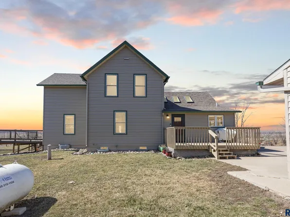 46873 257th St, Crooks, SD 57020