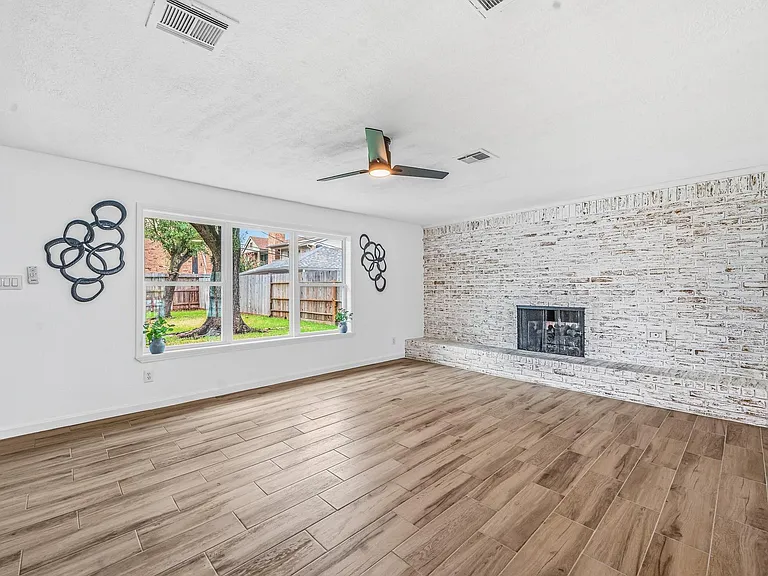 10622 Inwood Dr — Photo 9