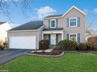 856 Dugout Trl, Carol Stream, IL 60188