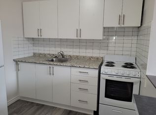 30 Mohawk Rd W #226, Hamilton, ON L9C1V8