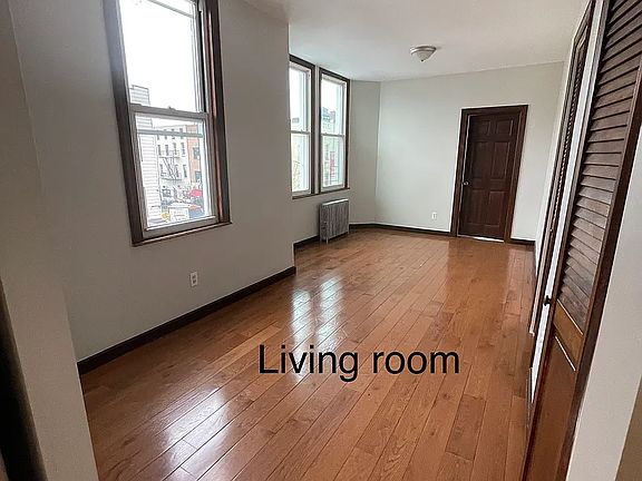 2nd image of 148 Wilson Ave APT 3R