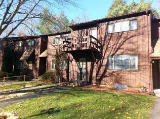 43 Orangewood W #43, Derby, CT 06418