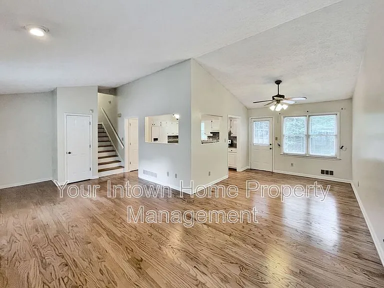 3116 Medley Rdg — Photo 4