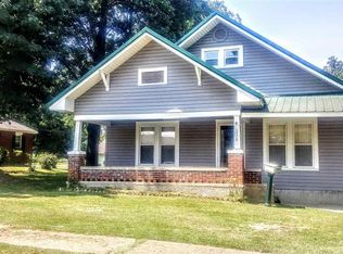 216 W 2nd St, Rector, AR 72461
