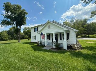 3536 Bradshaw Rd, Salem, VA 24153