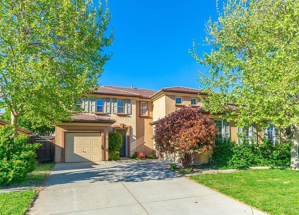 1st image of 1065 Silverton Cir