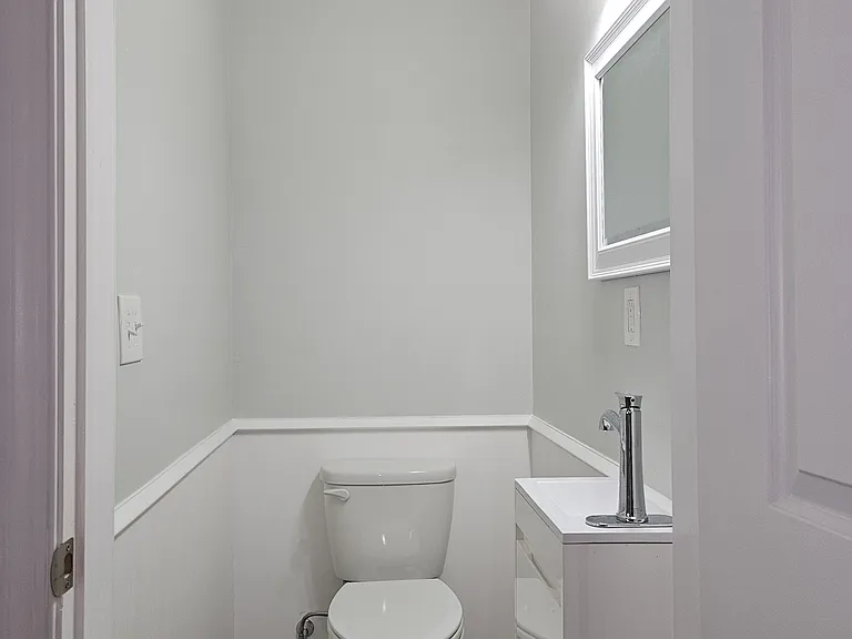 59 E High St #A — Photo 15