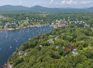 32 Spear St, Rockport, ME 04856