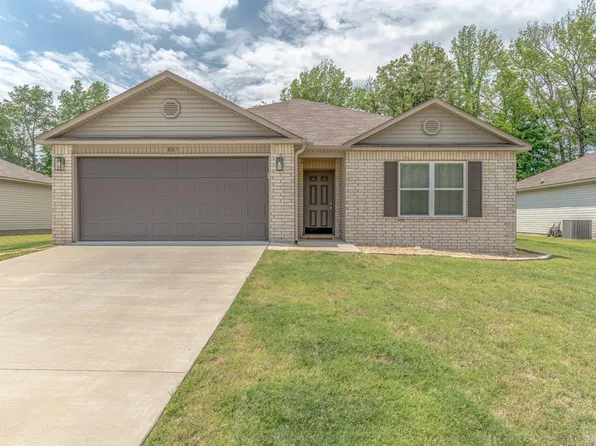 805 Elizabeth Ln, Jonesboro, AR 72405