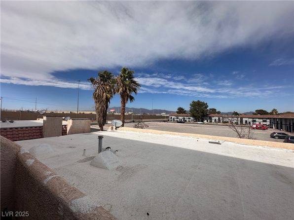 north-las-vegas-nevada-447297631 picture