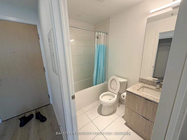395 Bloor St E #4808 — Photo 3
