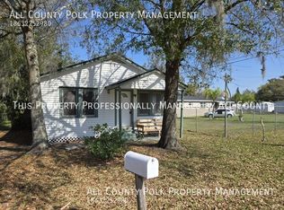810 NW Drane St, Plant City, FL 33563
