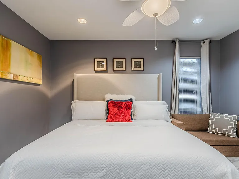 3126 Carlson Dr — Photo 12