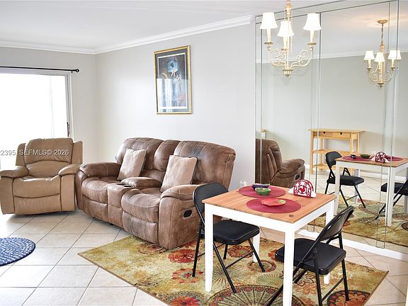 3rd image of 8861 Sunrise Lakes Blvd APT 305