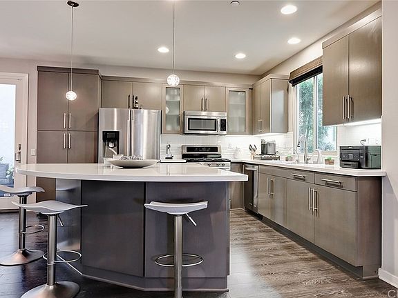 3rd image of 5515 Palm Dr
