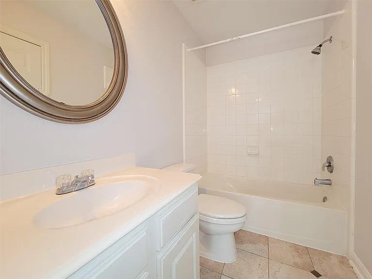 17715 Laguna Trail Dr — Photo 33