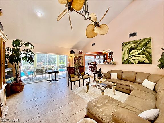 4th image of 1801 Seminole Harbor Dr
