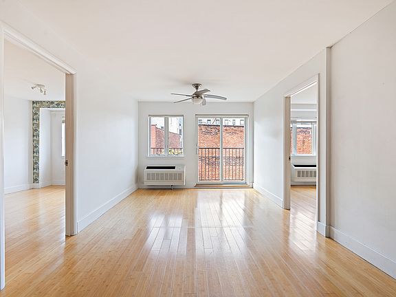 3rd image of 1735 Caton Ave APT 5B