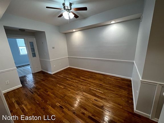 3rd image of 133 Northampton St #3L