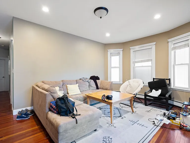783 Cambridge St #2R — Photo 6