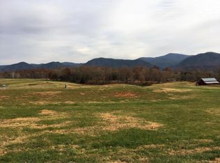 4 Vista Links Dr, Buena Vista, VA 24416