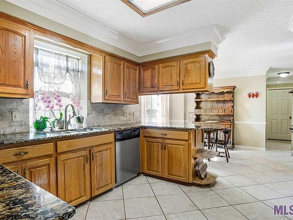 5th image of 4625 Lake Lawford Ct