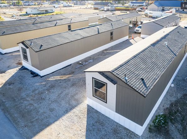 275 N Main St TRAILER 15