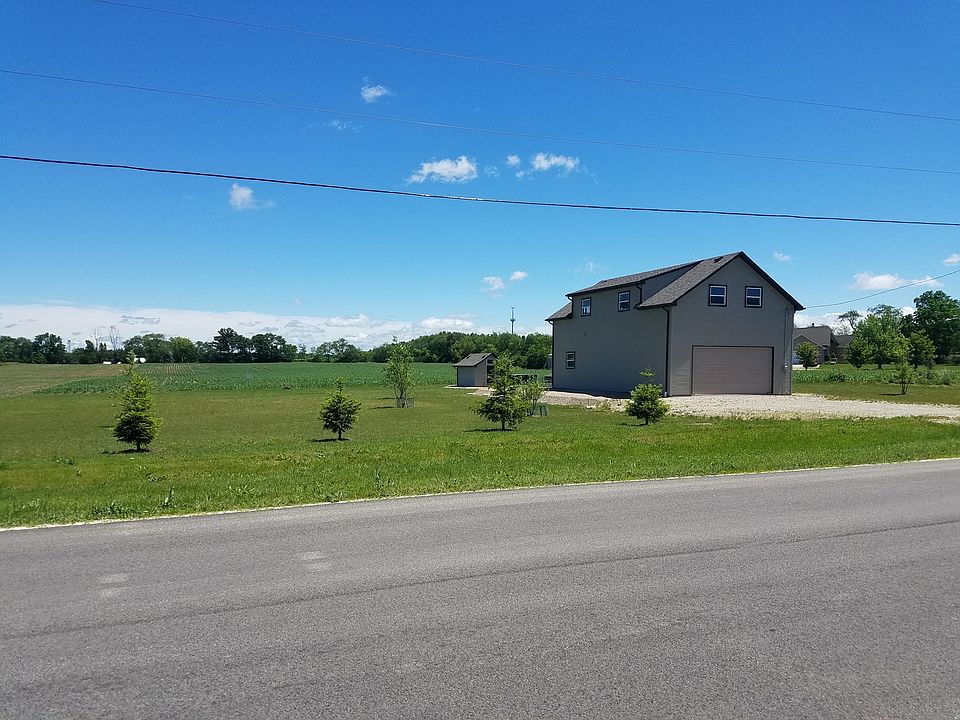 2nd image of 718 S Olbrich Rd