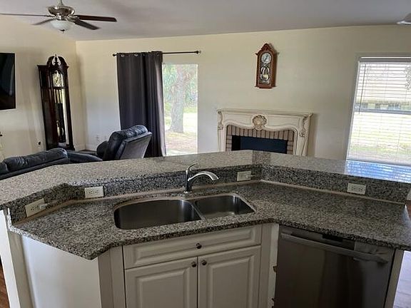 4th image of 8135 W 98th Ave